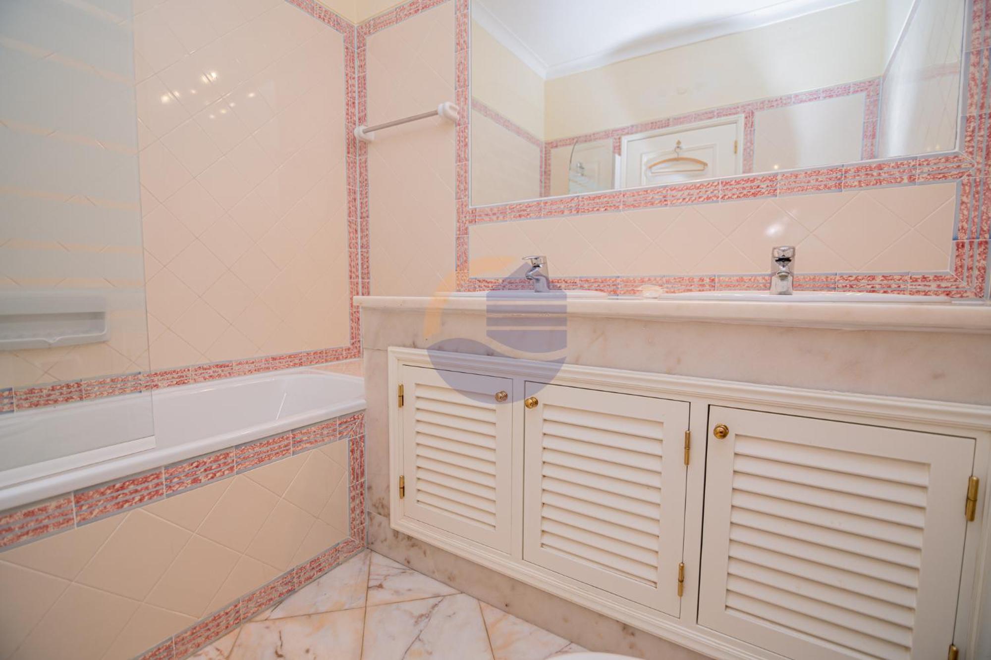 Villa Luxury Suites, Heated Outdoor Pool Portimão Εξωτερικό φωτογραφία